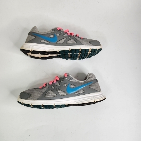 Nike Revolution 2 Running Shoes Womens Size 8 Sneakers - Picture 10 of 13